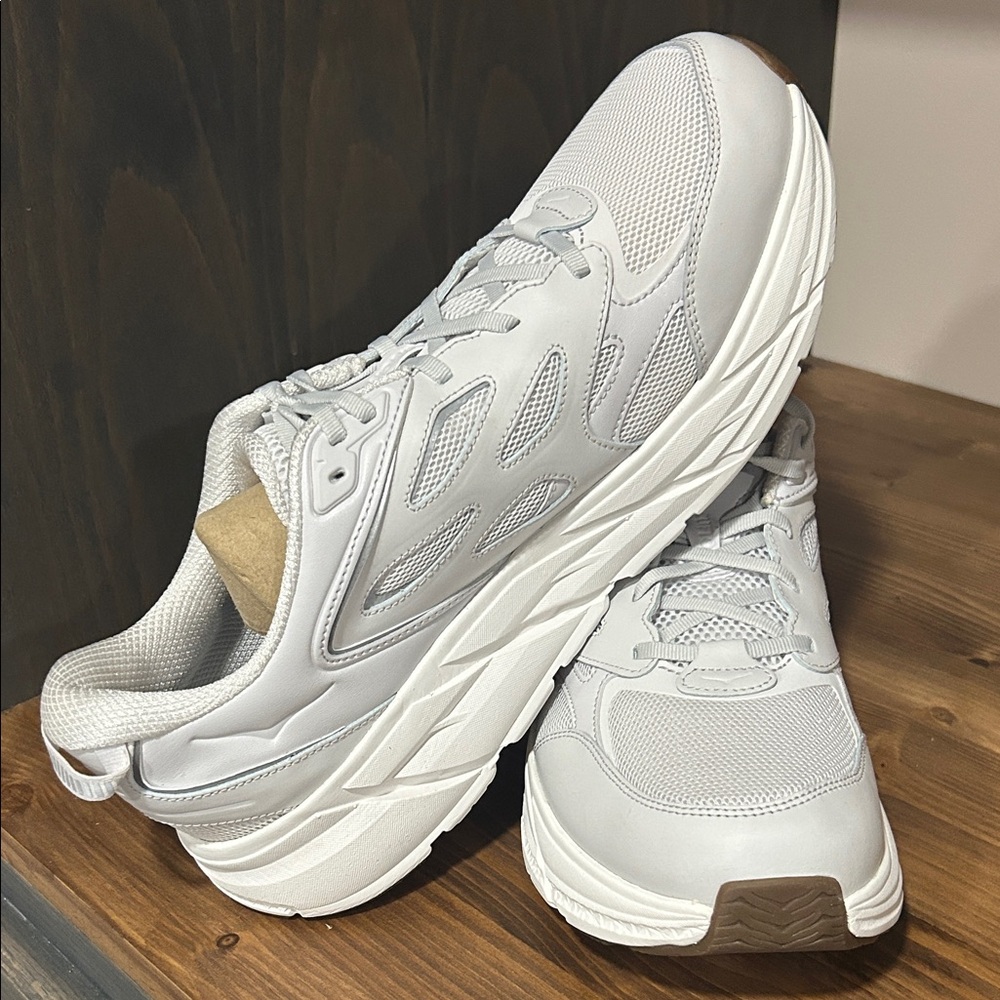 Hoka One One Clifton athletic Running Shoe NEW size men’s 14 or women’s 15